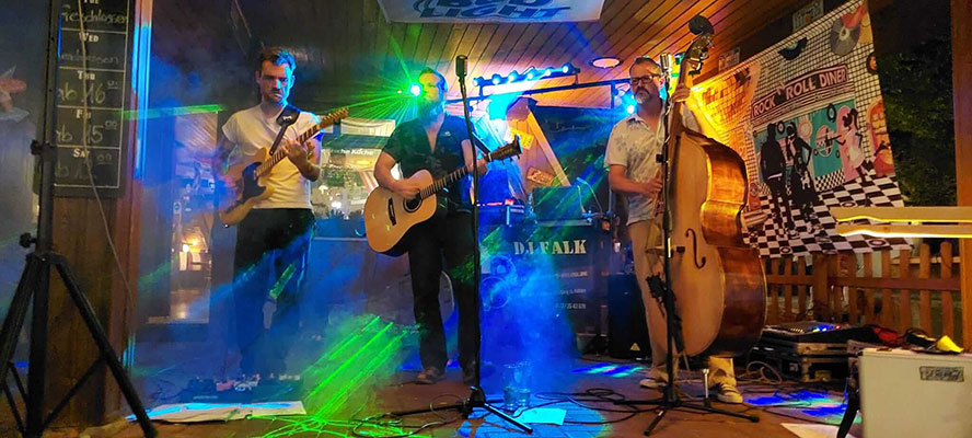 DJ Falk mit Band